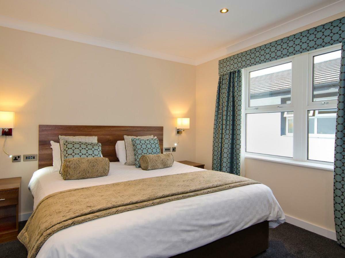 The Kinmel & Kinspa Hotel 4*